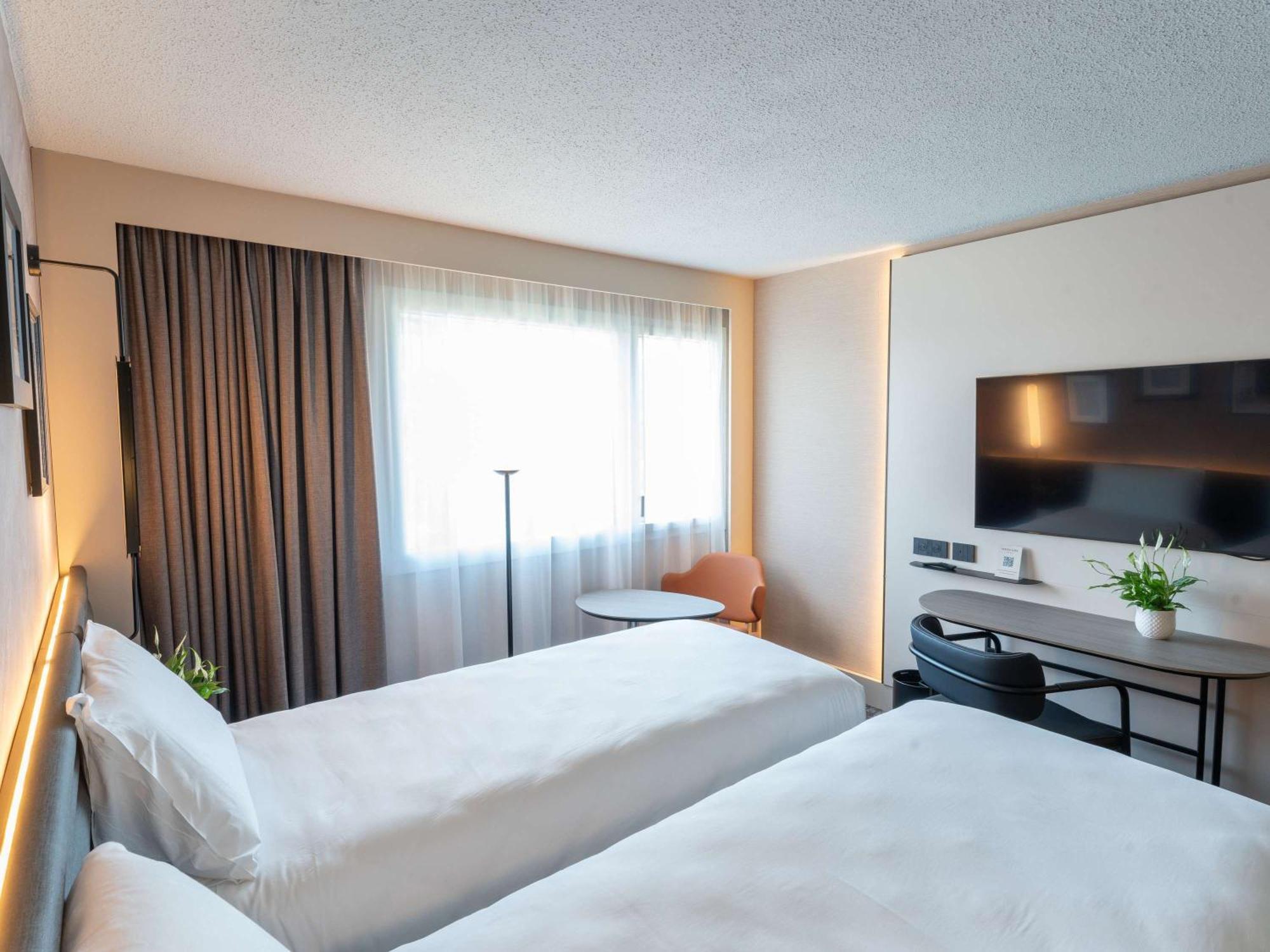 Novotel Angers Lac De Maine Ngoại thất bức ảnh