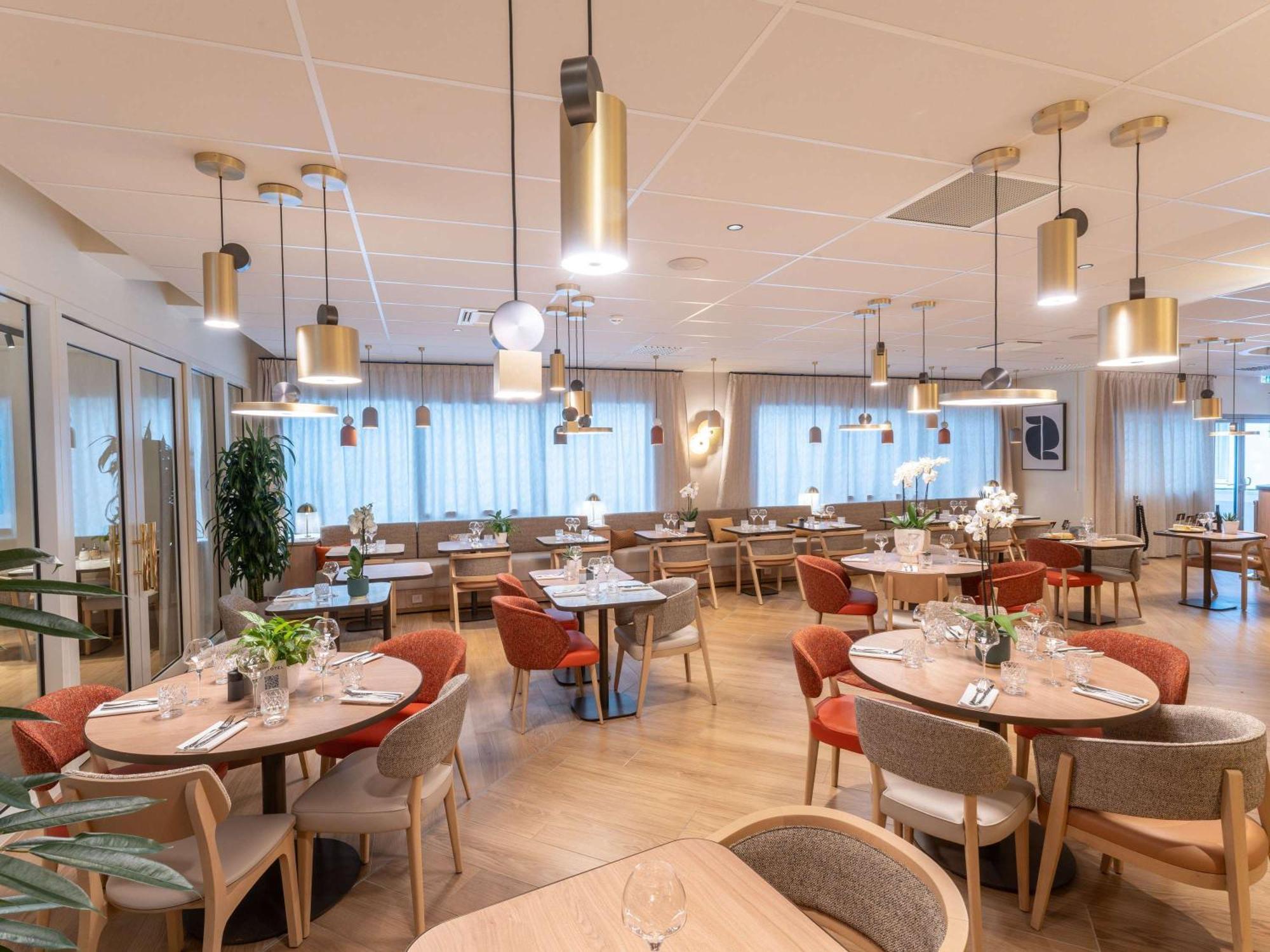 Novotel Angers Lac De Maine Ngoại thất bức ảnh